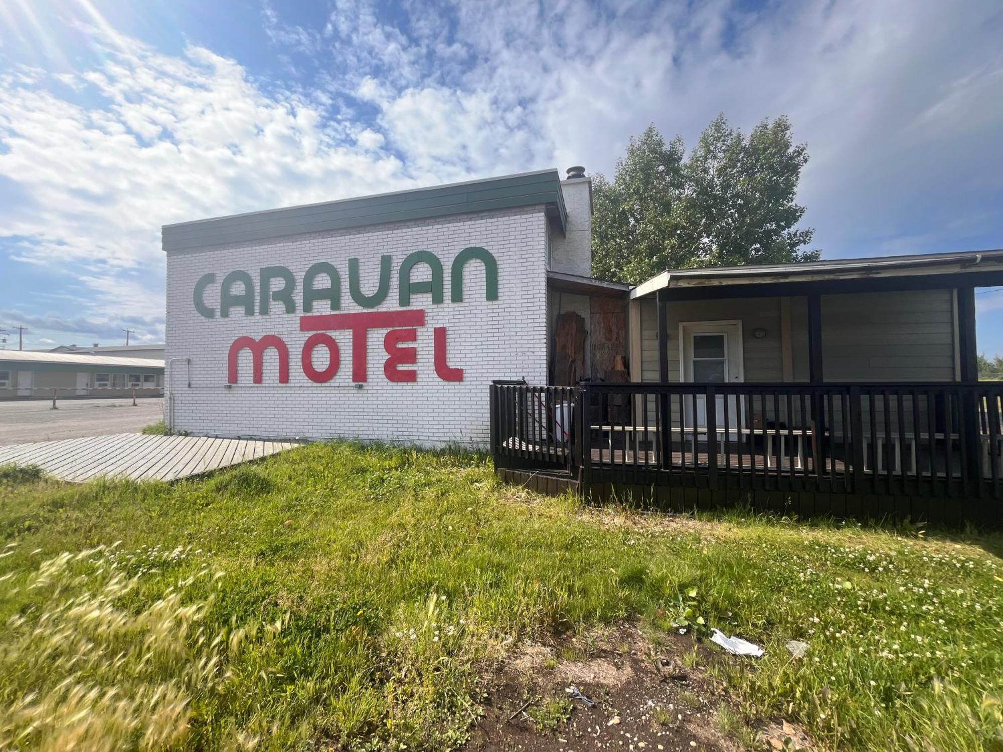 Caravan Motel Fort St. John Esterno foto
